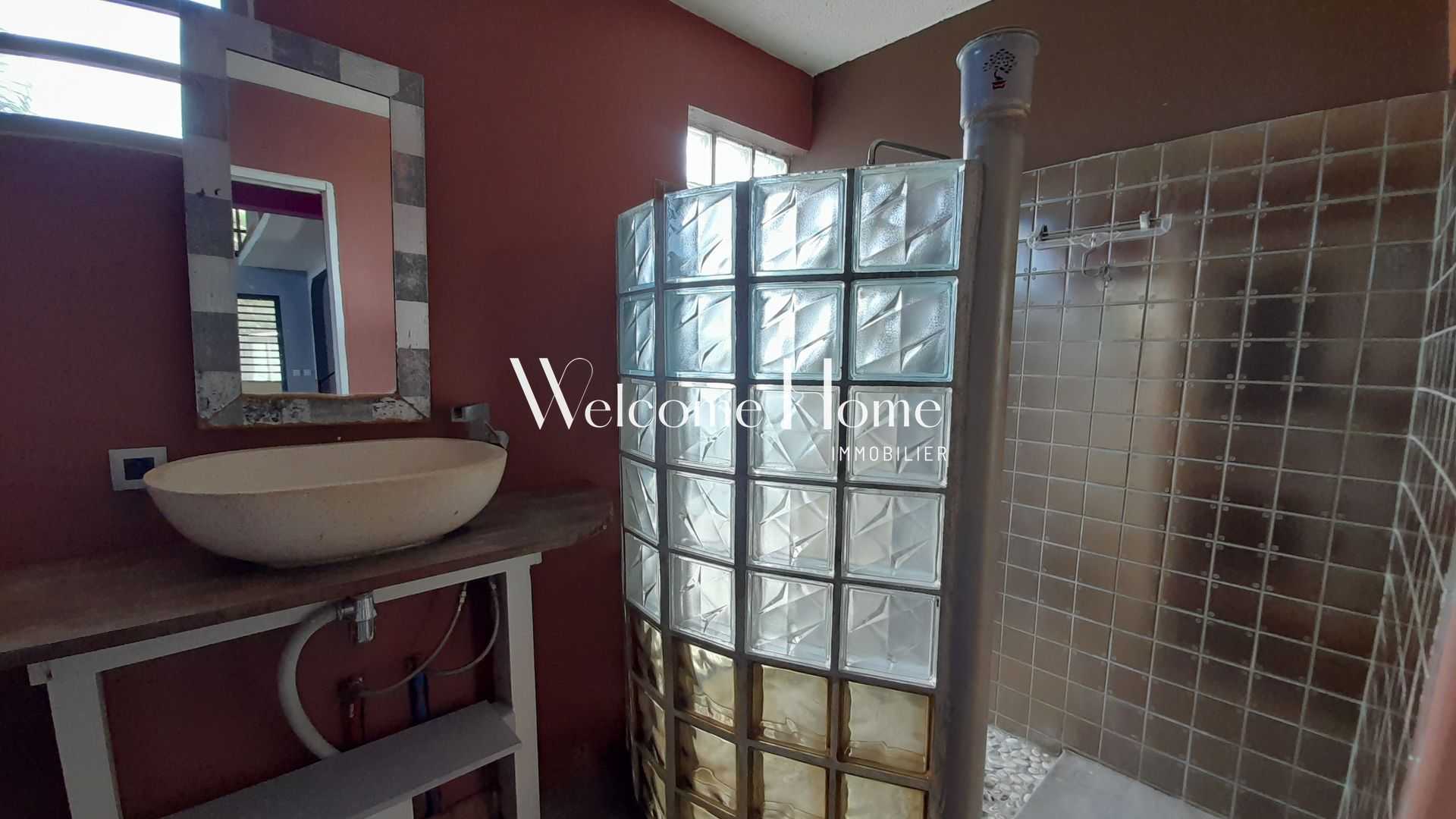 https://tahitiwelcomehome-public.s3.eu-west-3.amazonaws.com/estates/142/photos/20220630_135244.jpg
