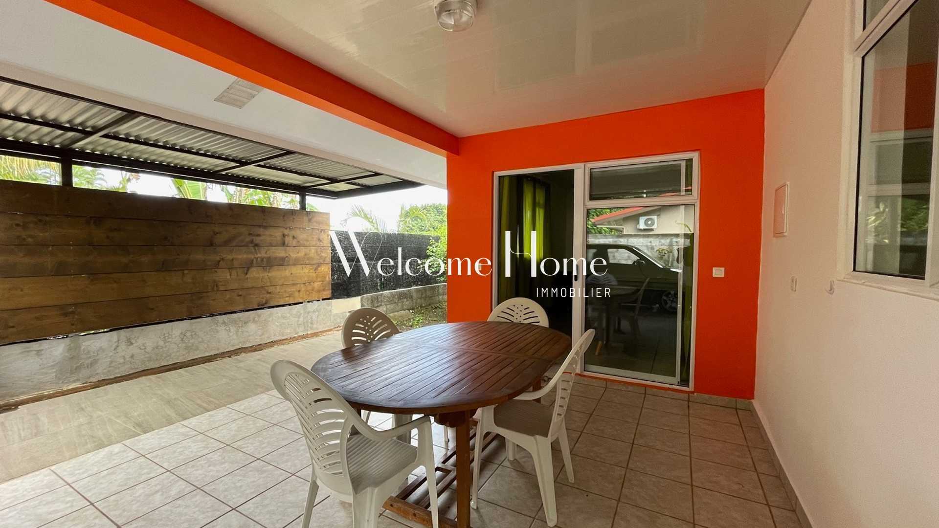 https://tahitiwelcomehome-public.s3.eu-west-3.amazonaws.com/estates/56/photos/terrasse_2.jpg
